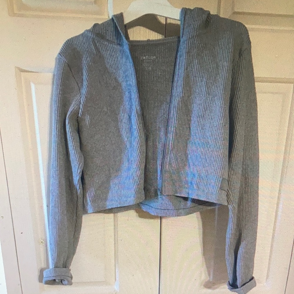 Refuge Light Gray Ribbed Cropped Hoodie Jacket